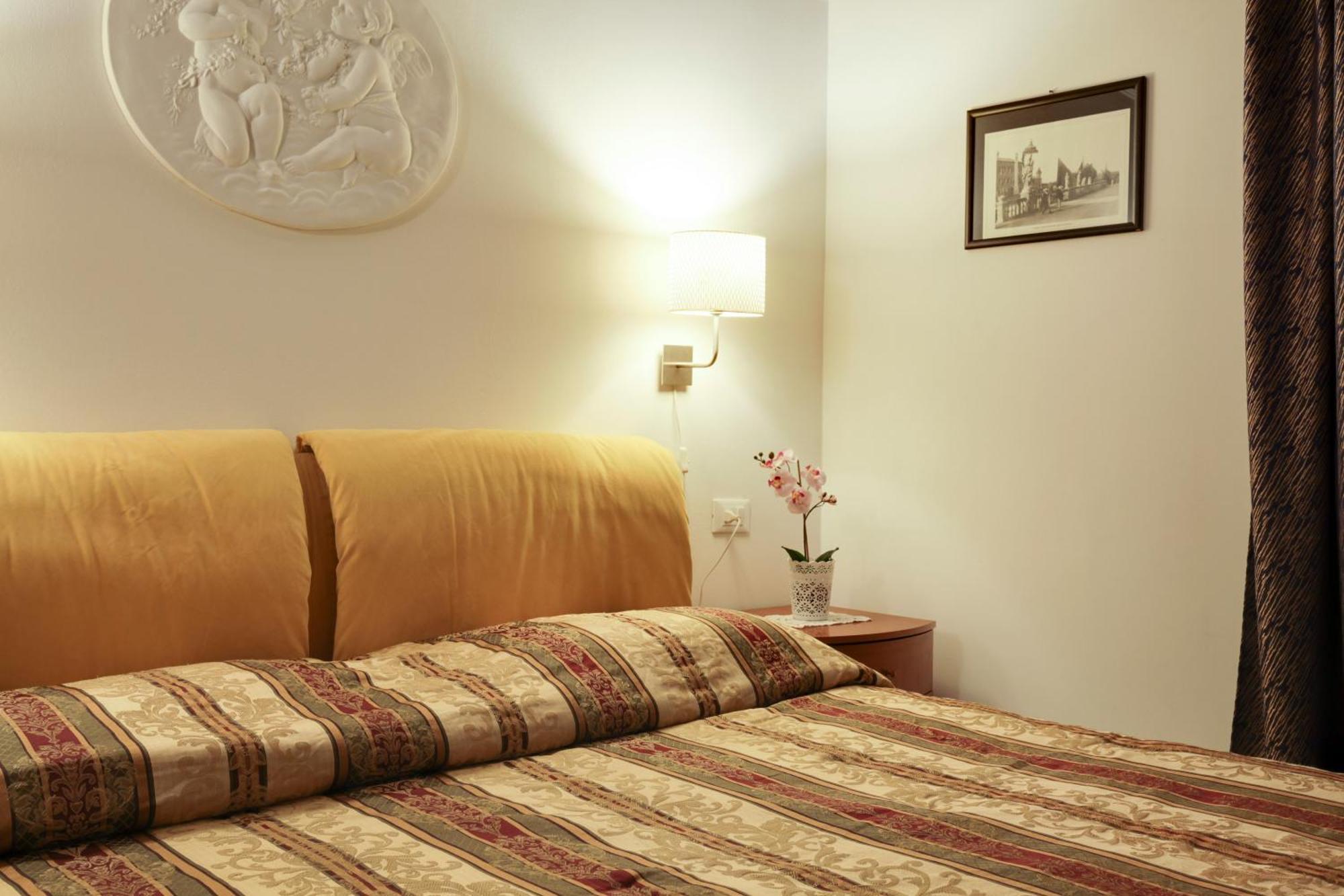 Casa Angeli L.t. M0270422137 Venedig